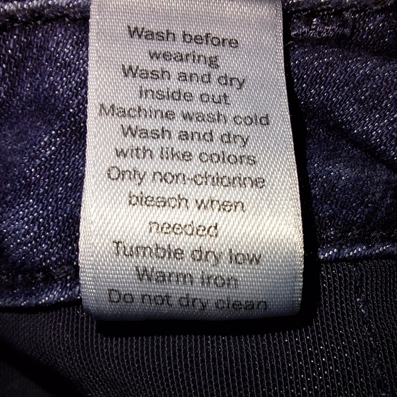 A pair of Athleta jeans in a size 4 with an inseam of 29". - Picture 2 of 8